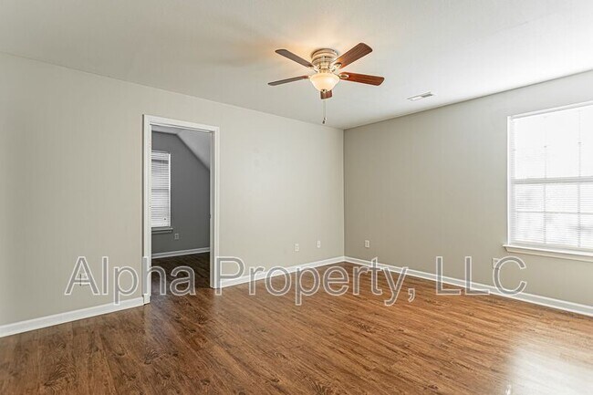 Building Photo - 204 Pope Ln