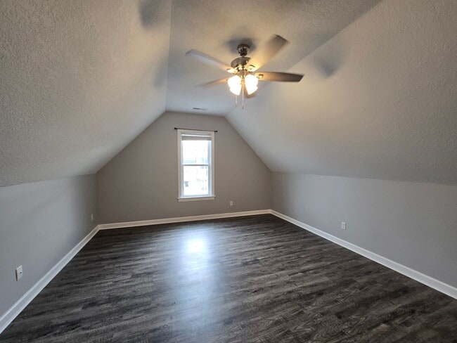Building Photo - 608 Millbrooke Cir