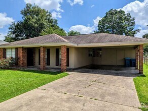Building Photo - Charming 4/2 near River Ranch