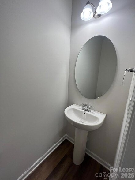 Building Photo - 144 Spring Forest Dr