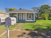 Building Photo - 2104 Levert St NE