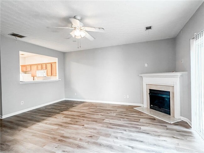 Building Photo - 14 Pearl Chambers Dr