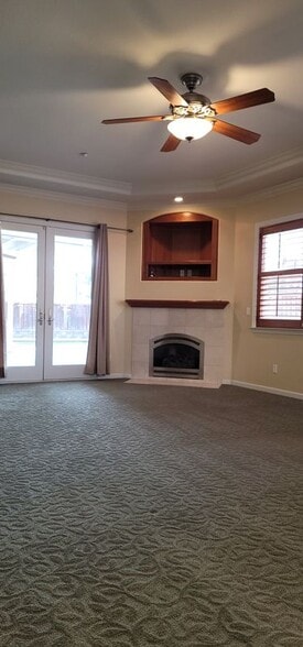 Building Photo - 2321 Star Lilly St