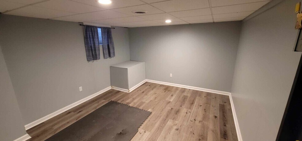 Building Photo - 7815 Pepper Pike