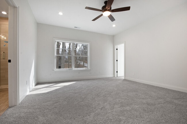 Building Photo - N2692 Forest Dr