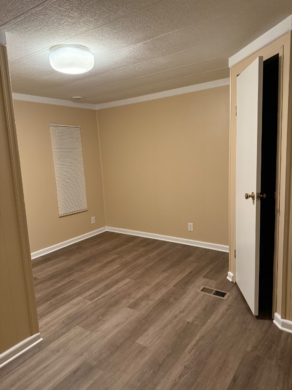 Building Photo - 7674 Pine Branch Rd