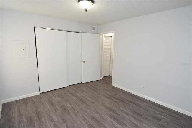 Building Photo - 8641 Fancy Finch Dr