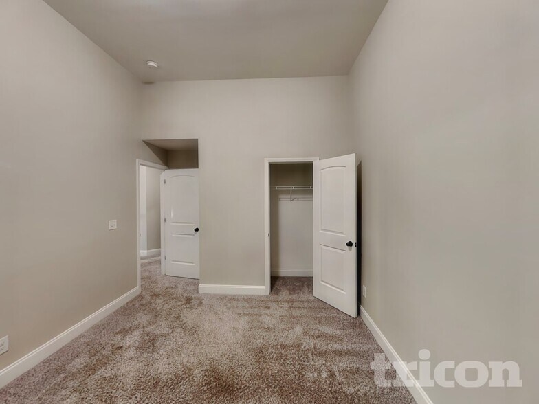 Building Photo - 544 Georgia Cir