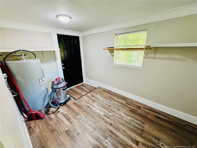 Building Photo - 1803 N Floyd Ave