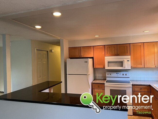 Building Photo - Stunning North End Single-Family Home with...