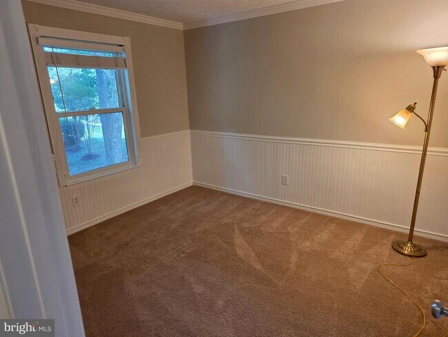 Building Photo - 12000 Rosiers Branch Dr