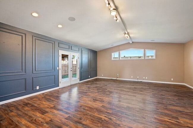 Building Photo - 2577 Elysium Ave