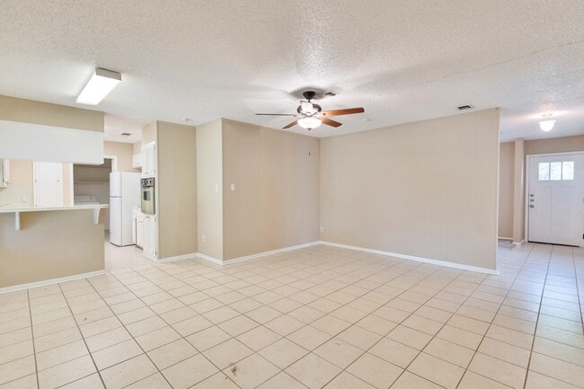 Building Photo - 7404 Bucknell Dr