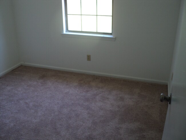 Building Photo - 7765 Co Rd 54