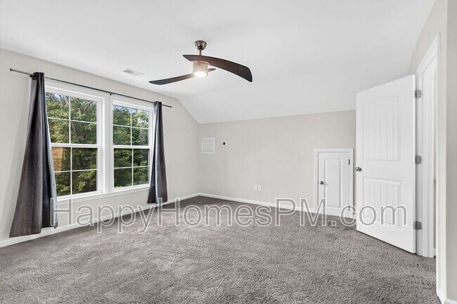 Building Photo - 1718 Emmets Rd