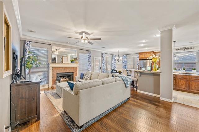 Building Photo - 1093 Woodbriar Dr