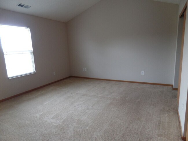 Building Photo - Walker Park 4391