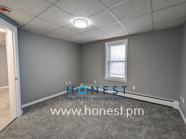 Building Photo - 73 Kennedy Memorial Dr