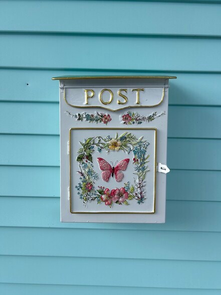 Building Photo - 74 Delaware Ave