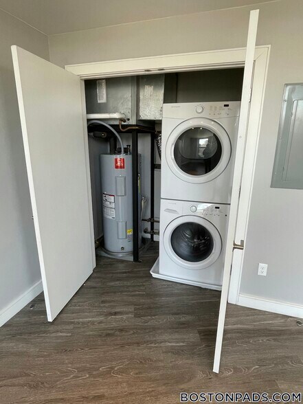 Building Photo - 23 Central Ave