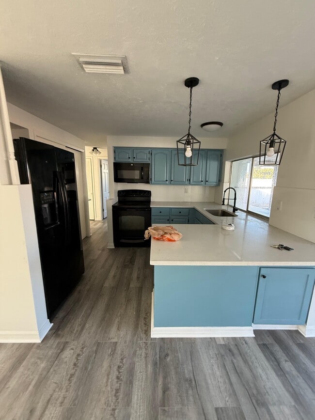 Building Photo - 3312 Thorny Ridge Dr