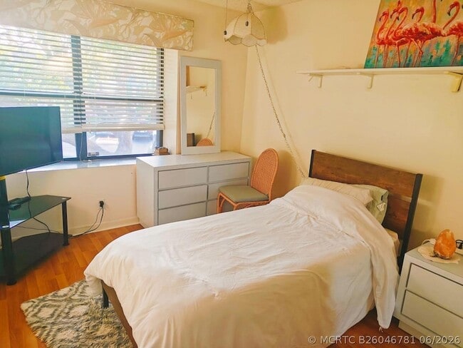 Building Photo - 4587 Carambola Cir S