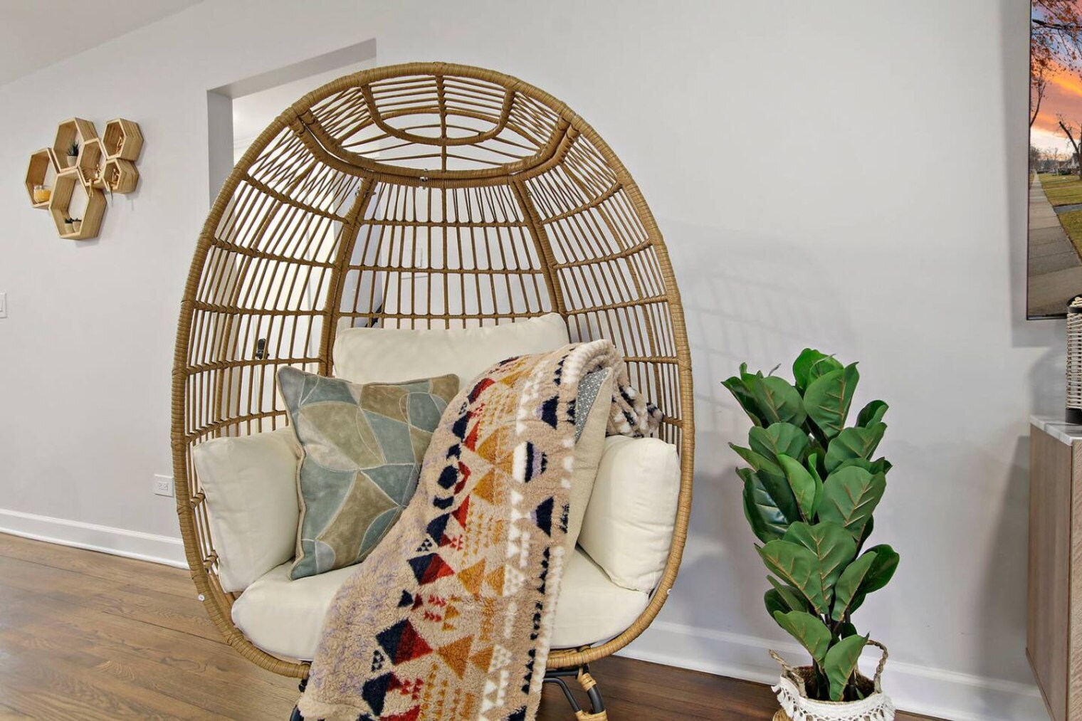 Building Photo - 1104 Elizabeth St