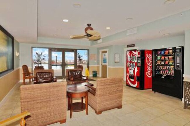 Building Photo - 15100 Front Beach Rd