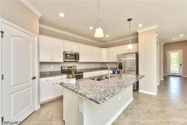 Building Photo - 9460 Foxglove Ln