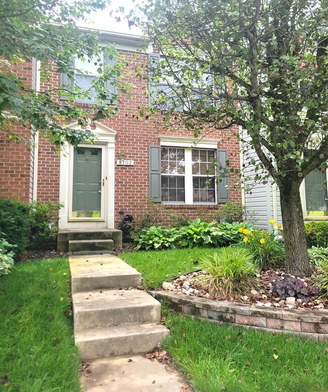 Building Photo - 8702 Castlerock Ct