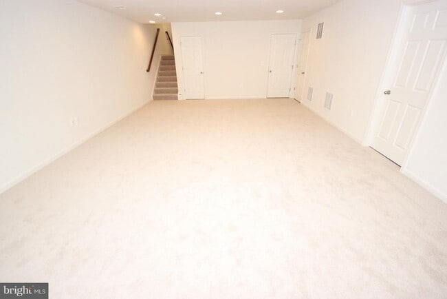 Building Photo - 21517 Willow Breeze Sq