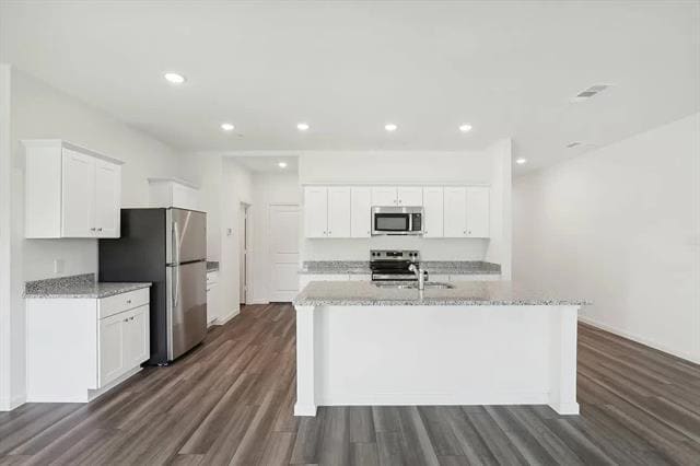 Building Photo - 233 Berthe Ct