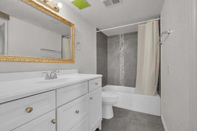 Building Photo - $1,595.00 - 1 Bed, 1 Bath, Apartment in Au...