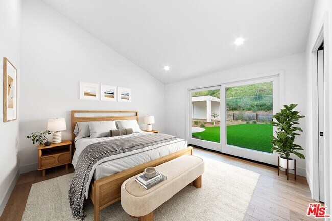 Building Photo - 6174 Paseo Cyn Dr