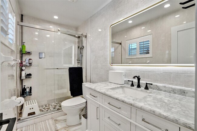 Building Photo - 6761 Allen St