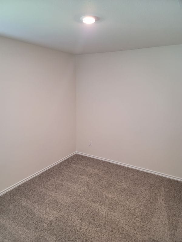 Building Photo - 1216 Riverbrook Ln