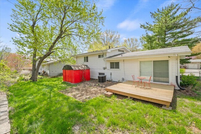 Building Photo - 4603 S Willis Ave