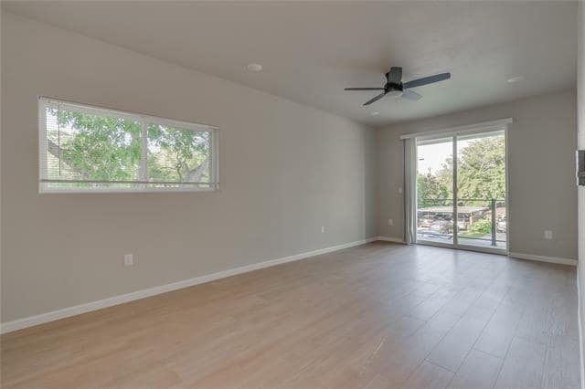 Building Photo - 1855 Highland Dr E