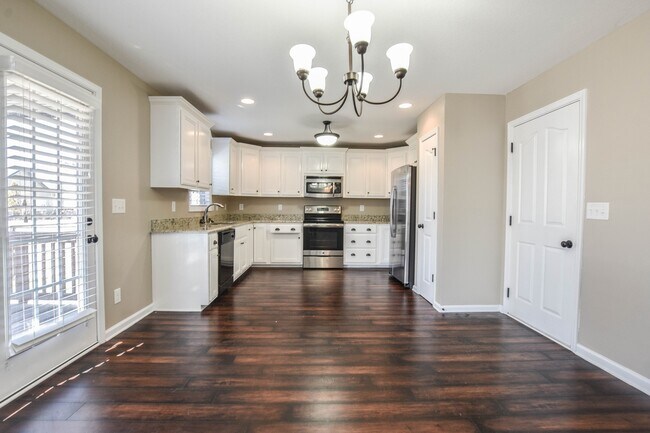 Building Photo - Pet Friendly in Fox Crossing!
