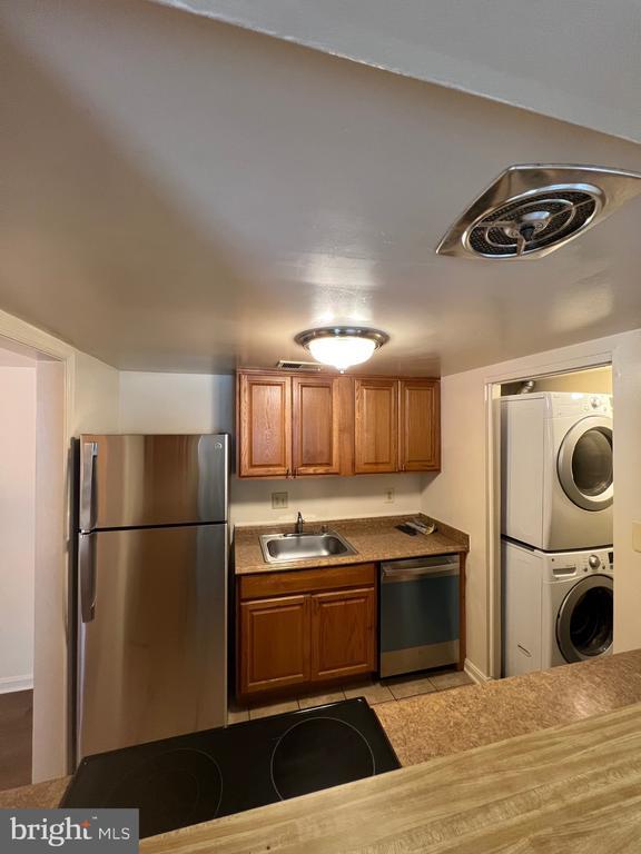 Building Photo - 9846 Hagel Cir