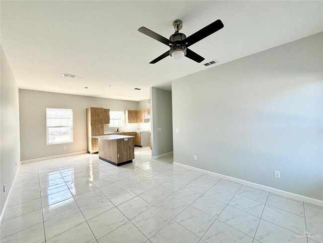 Building Photo - 9 St Francis Ave