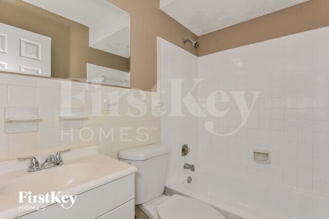 Building Photo - 2 Novella Dr