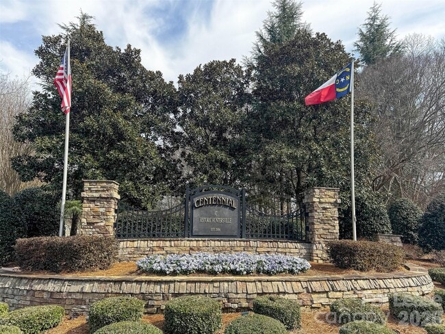 Building Photo - 12926 Union Square Dr