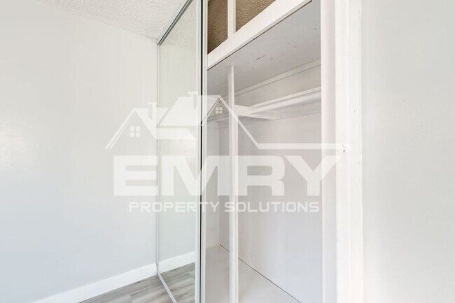 Building Photo - New 2 Bedroom House for Rent in Gifford Ave Bell CA Garage Available