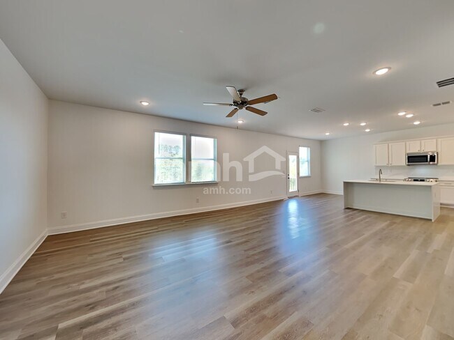 Building Photo - 1614 Soapstone Rd