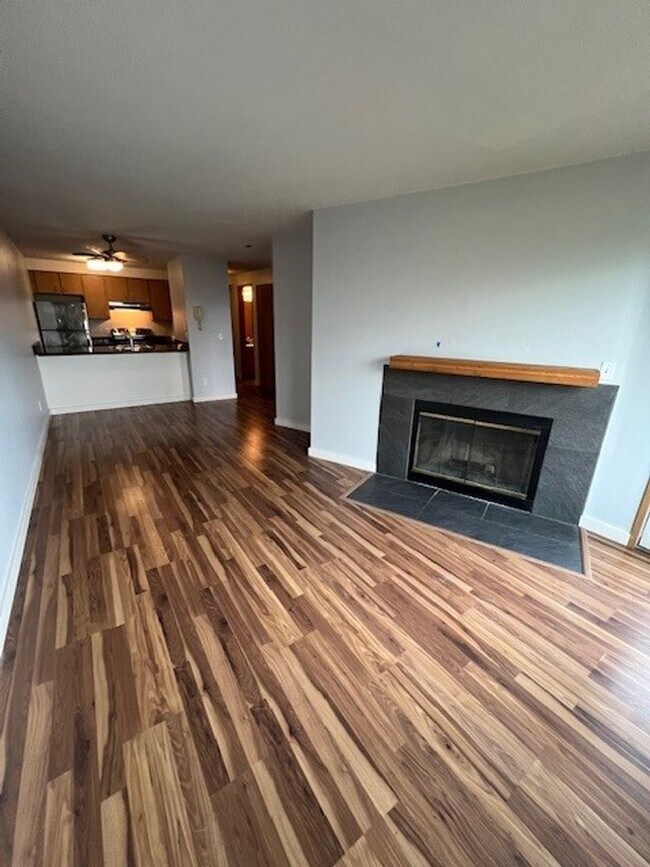 Interior Photo - Washington Court