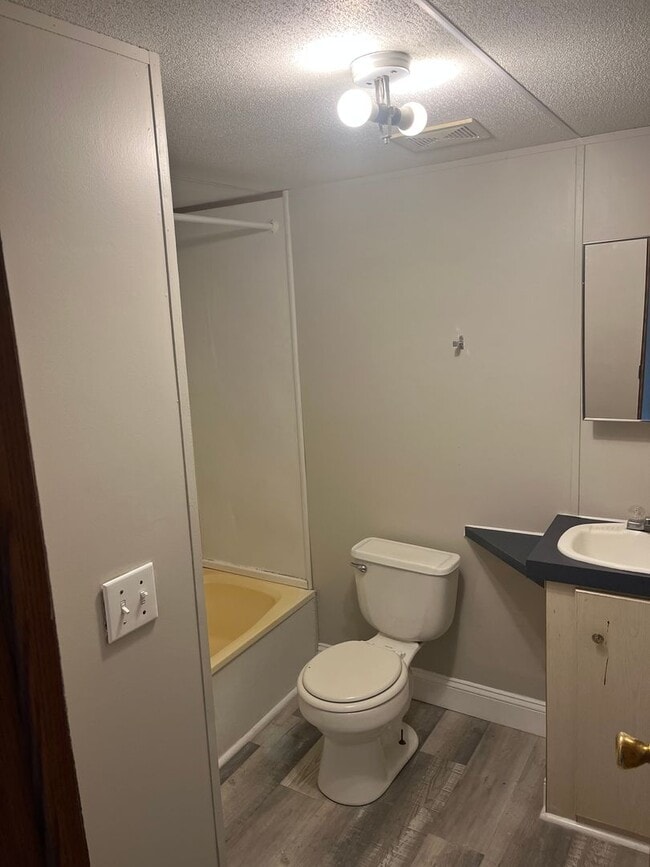 Building Photo - 2 bed 1 bath trailer in Hazlehurst GA
