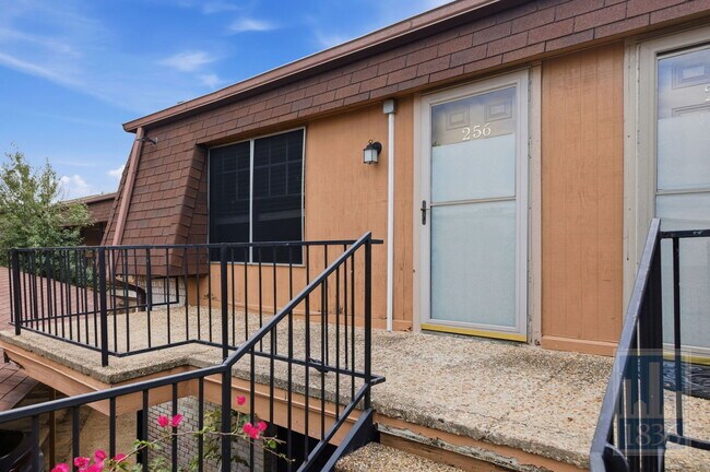 Building Photo - 7801 Shoal Creek Blvd