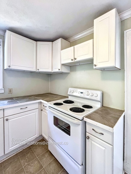 Building Photo - 1304 Joseph Ave