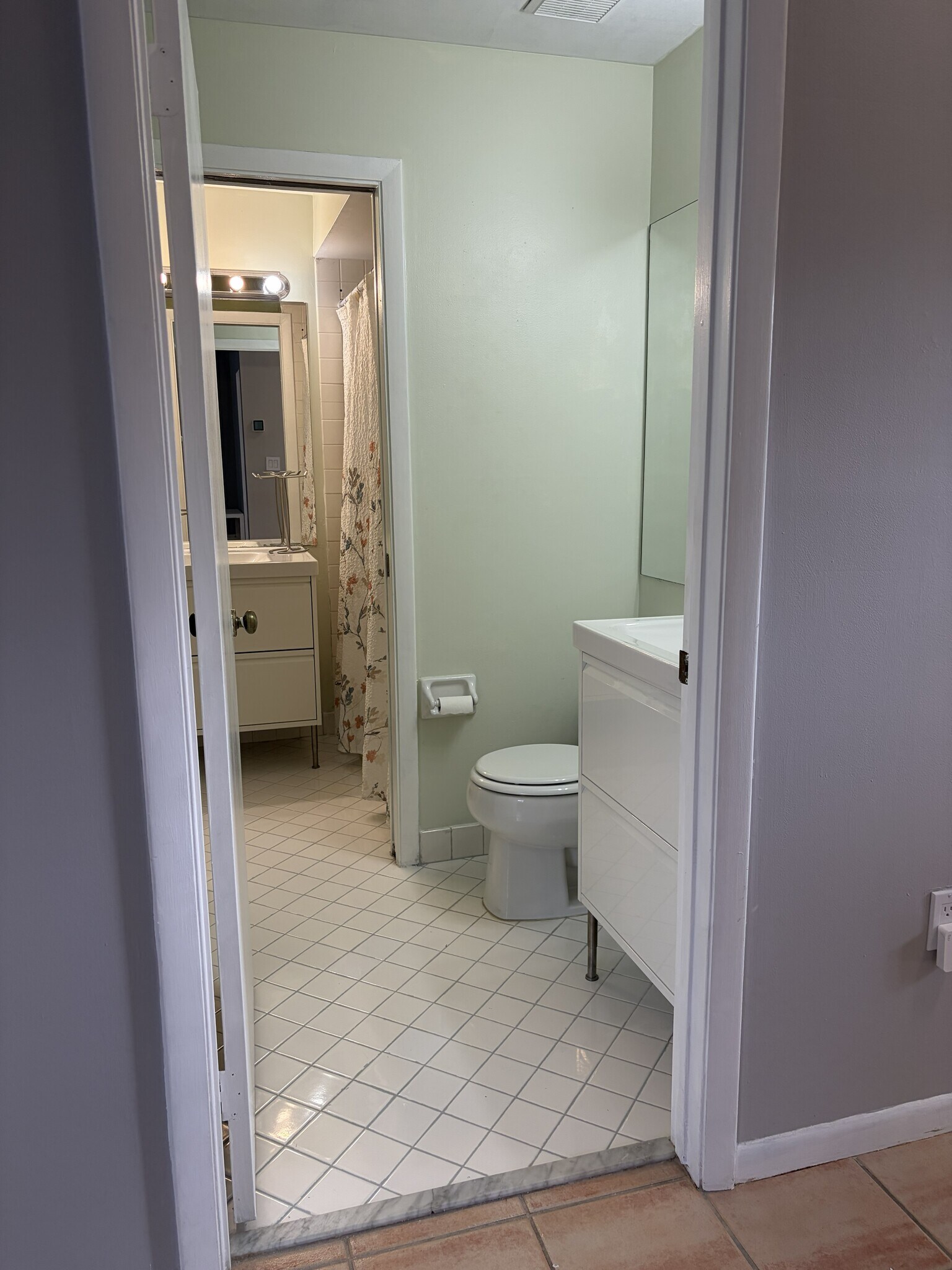 Building Photo - 14601 SW 122nd Pl